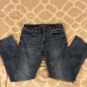 American Eagle Outfitters Jeans - Mens American Eagle Jeans Size 32 x 32 American Eagle Outfitters Jeans - Mens American Eagle Jeans Size 32 x 32